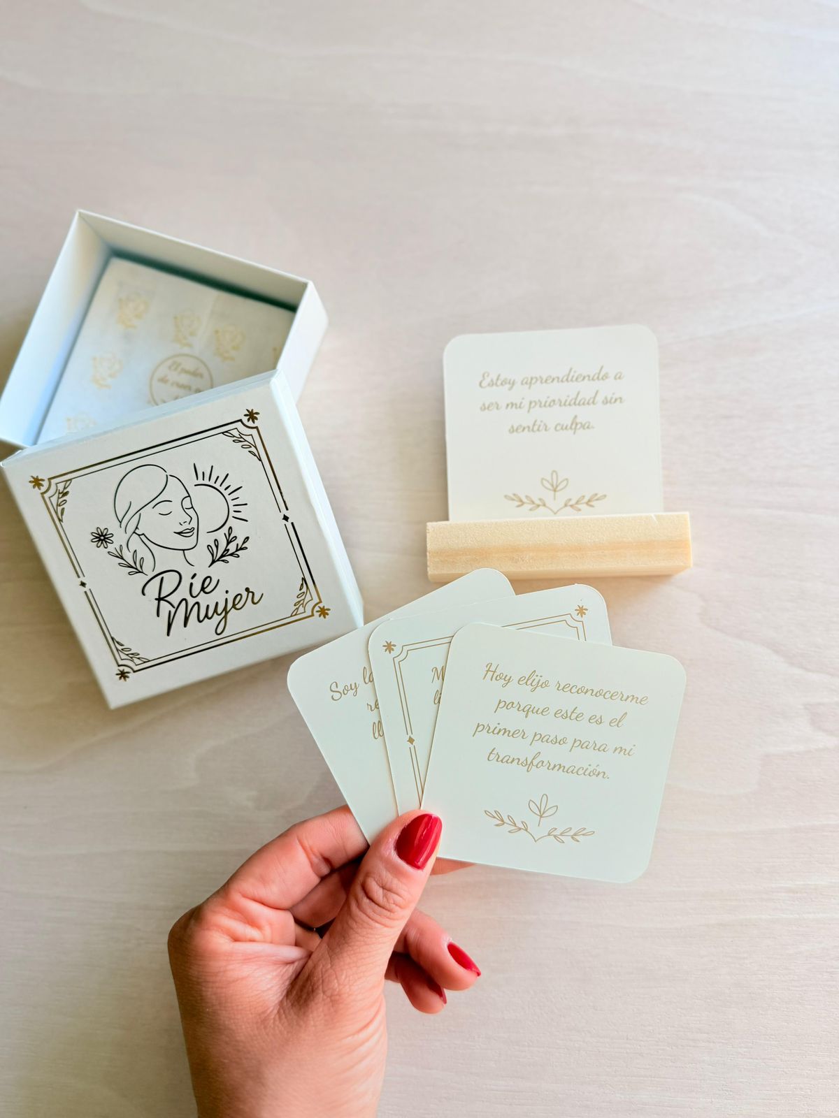 Caja Ríe Mujer – Edición Inicial